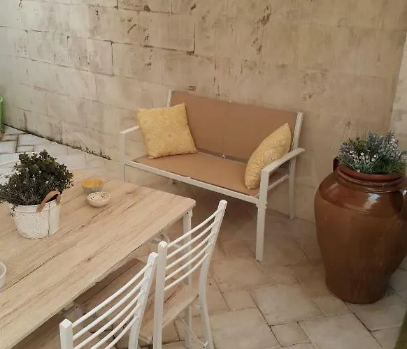 Li Frati Lecce